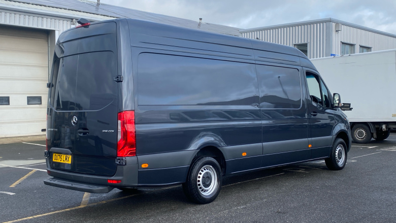 Mercedes-Benz Sprinter 315Cdi L2 Diesel Rwd 3.5t H2 Pro Van 9G-Tronic